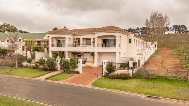 5 Bedroom Property for Sale in Aurora Western Cape